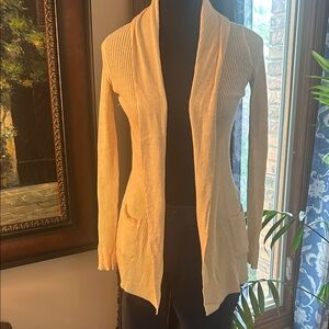 Banana Republic Cream Ribbed Cardigan